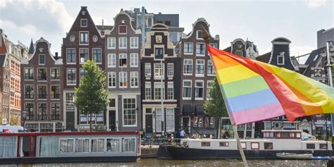 lesbische bar nederland|Lesbian Bars in Amsterdam